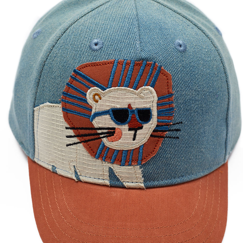 Custom Kids 5 Panels Fashion Cartoon Lion Curved Brim Plush Structured Baseball Cap