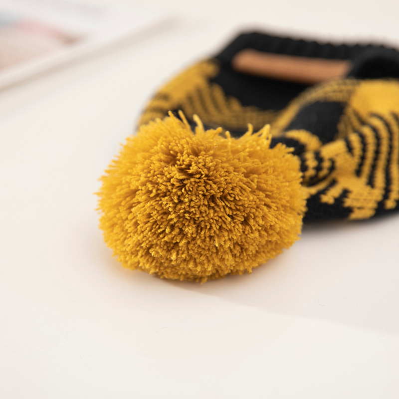 Morden Style 2-Pieces Scarves Scarfs for Winter Hat Women Wholesale Top Plaid Knitted Warm Scarf Set with POM POM