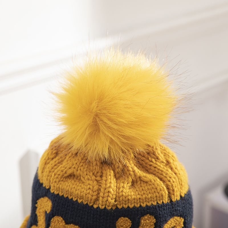 High Quality Fashion Custom Warm Hats Scarf Caps And Oem Knitted Man Beanie Hat Set for Winter